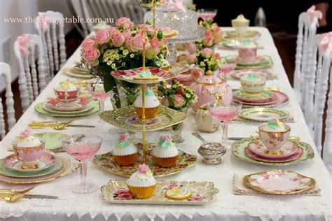 Teatime Table Setting Ideas - Table Decoration