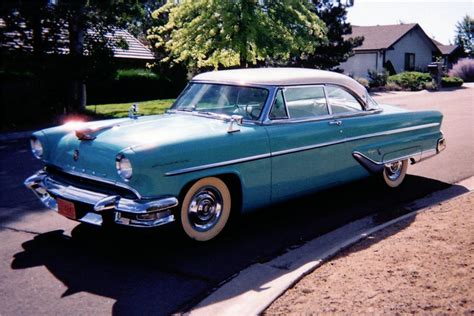 1955 Lincoln Capri - Information and photos - MOMENTcar