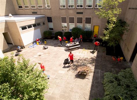 Valu Crew Revitalizes Courtyard At North Park Junior High School