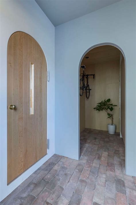 This Japanese Home Is Filled With Arched Doorways