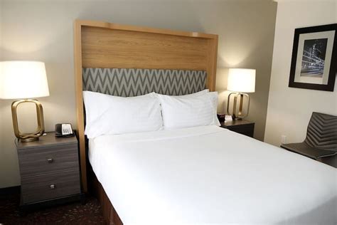 Holiday Inn Chicago OHare Area an IHG Hotel Chicago | Bookonline.com