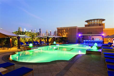 Crowne Plaza Dubai Jumeirah Pool: Pictures & Reviews - Tripadvisor