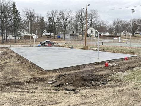 New basketball court finished