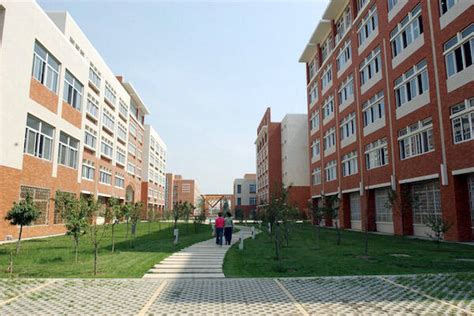 Zhengzhou University | ISAC Teach Jobs