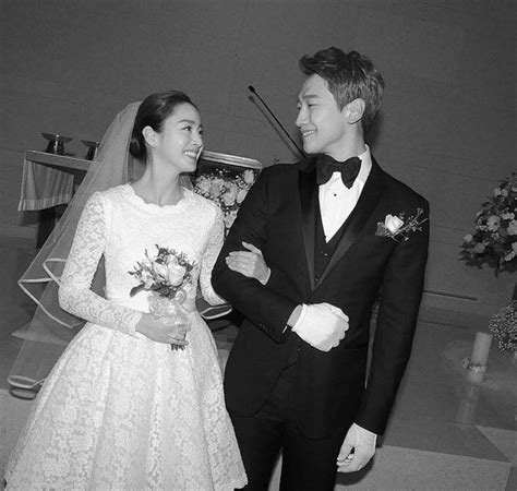 It's official @29rain #jungjihoon and #kimtaehee #weddingday 1/19/2017 | Selama