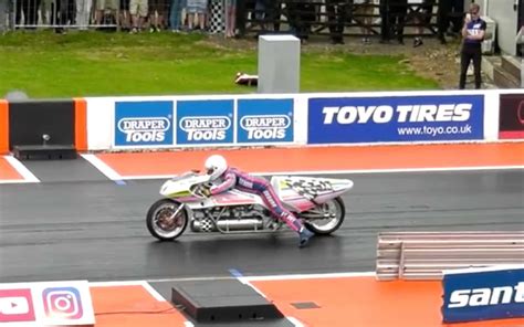 Watch the Rocket Bike do a quarter mile in under 6 seconds - Automagx