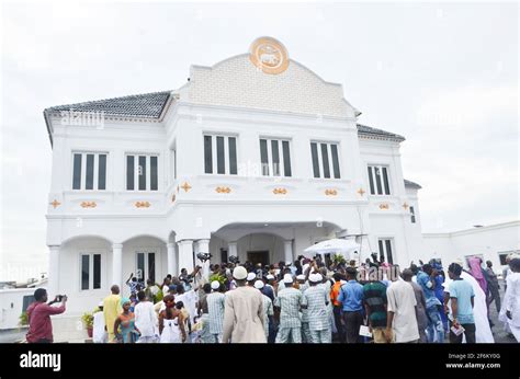 People gather at Ooni of Ife's palace during the Olojo Festival, Ile ...