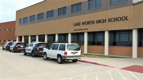 Lake Worth Police Conduct Active Shooter Drill at High School – NBC 5 Dallas-Fort Worth