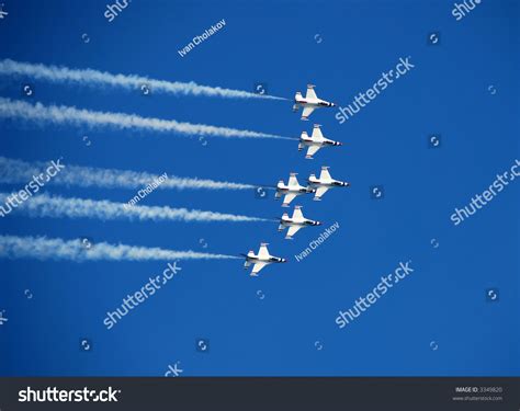 Team Fighter Jets Flying Formation Stock Photo 3349820 | Shutterstock