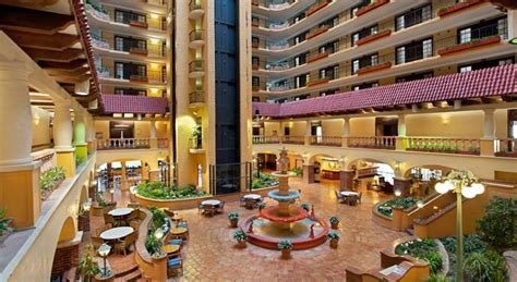 Embassy Suites Kansas City Plaza Kansas City Within walking distance ...