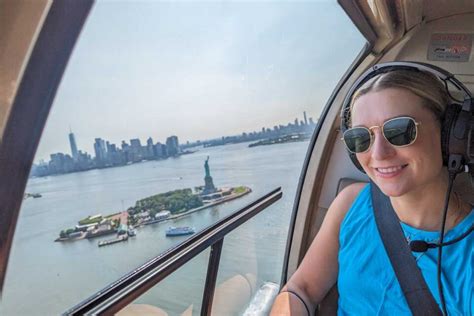 5 BEST Manhattan Helicopter Tours (and how to choose one!)