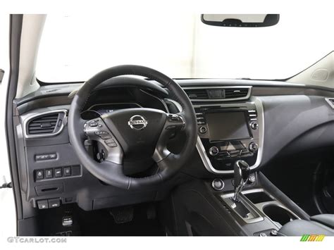 2020 Nissan Murano Platinum AWD Dashboard Photos | GTCarLot.com