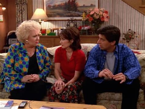 List of Everybody Loves Raymond Christmas episodes | It's A Stampede!