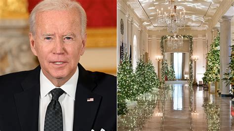 Joe Biden makes major change to White House Christmas decorations ...