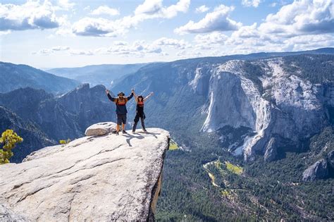 12 Best Hiking Trails in Yosemite National Park - Take a Walk Around ...