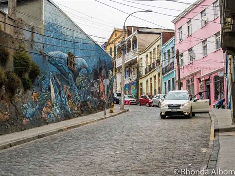 Valparaiso Street Art: Examples of Vibrant Expression in Chile