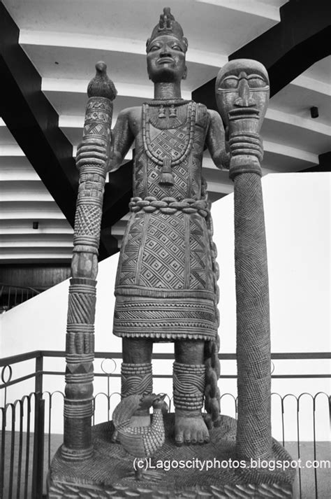 Lagos City Photo Blog: Statue of Oduduwa