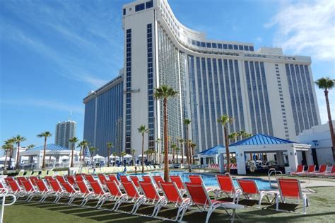 Westgate Las Vegas Resort & Casino Vacations | Packages from Canada - tripcentral.ca