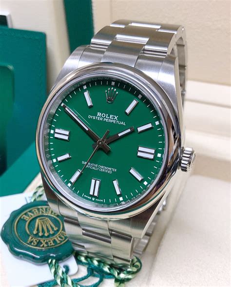 Rolex replica oyster perpetual 41mm 124300 green dial my2020 | Rolex ...