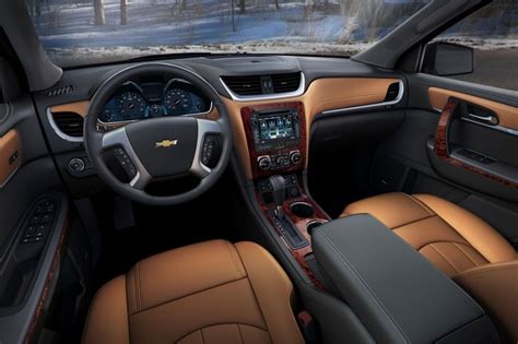 2015 Chevrolet Traverse Pictures - 214 Photos | Edmunds