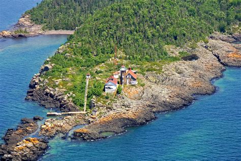 Passage Island Light Lighthouse in Houghton, MI, United States ...