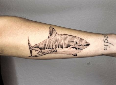 101 Best Small Shark Tattoo Ideas That Will Blow Your Mind!