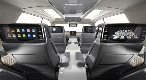 Lincoln Navigator Concept Has Gullwing Doors, Previews 2018MY Flagship ...