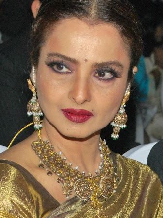 Rekha Beauty Tips and Fitness Secrets | Styles At Life