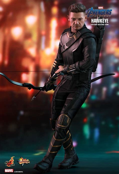 Marvel Hawkeye Sixth Scale Figure By Hot Toys Sideshow Collectibles ...