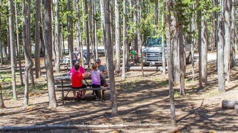 East Divide Picnic Area (U.S. National Park Service)