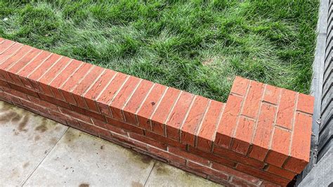 Bricklaying - Finishing a DIY Garden Brick Wall - YouTube