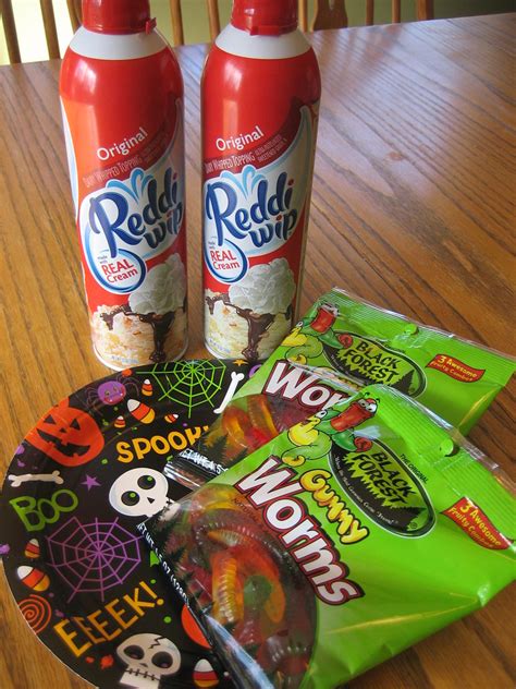 Halloween Gummy Worms Hunt Game | Halloween Party Ideas and … | Flickr