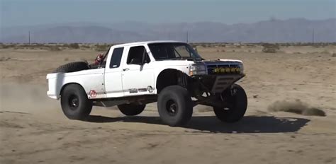 Ford F-150 Prerunner Is The Type Of Truck We Dream About - Ford-Trucks.com