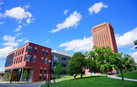 University of Massachusetts-Amherst Rankings, Campus Information and ...