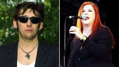 Shane MacGowan: Pogues singer dies aged 65 - BBC News