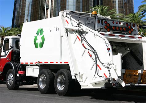 Recycling Truck Innovations: 6 Amazing Hardware and Process Innovations ...