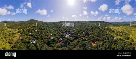 South Africa Kwazulu natal, luxury safari lodge in the bush of a Game reserve Stock Photo - Alamy