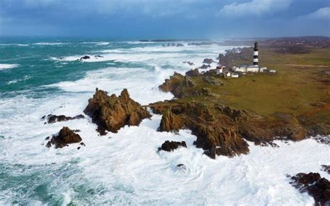 Sailing Ushant: Tom Cunliffe explores France’s most daunting island