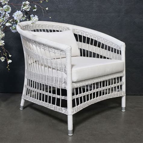 Sahara-White-Wicker-Chair in 2020 | Relaxing chair, Wicker patio chairs ...