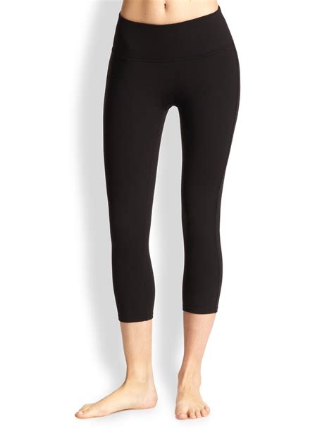 Spanx Capri Structured Leggings in Black | Lyst