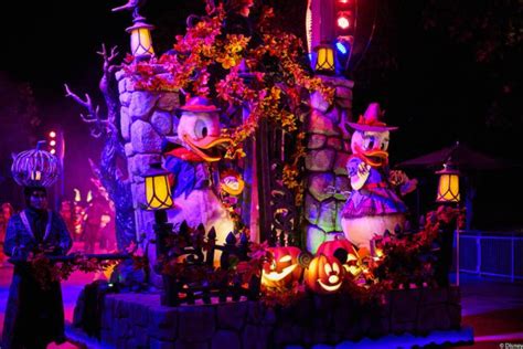 Halloween Frights and Delights Await at Shanghai Disney Resort | Disney ...