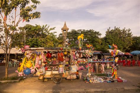 CAMBODIA BATTAMBANG RIVERSIDE BALLOON SHOP Editorial Stock Image - Image of southeast, cambodian ...