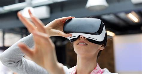 XRHealth launches VR gaming program to aid pain management | MobiHealthNews