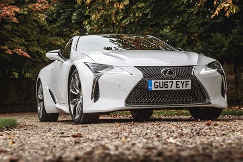 2017 Lexus LC500 Reviewed | Motor Verso