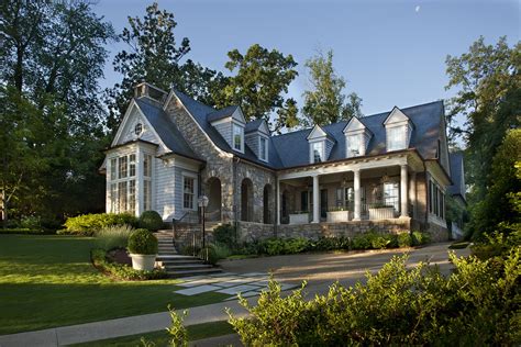 House in Brookhaven - Choate Houses