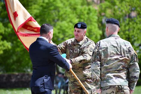 USAG Stuttgart welcomes new commander - StuttgartCitizen.com