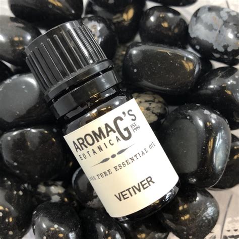 Vetiver essential oil | aromaG's Botanica