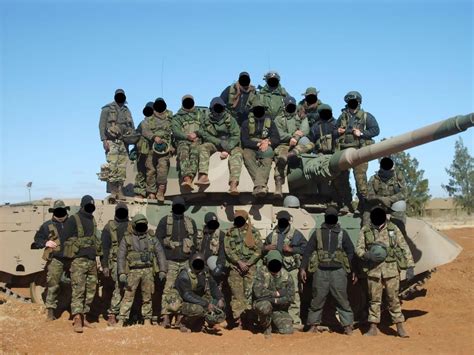 South African special forces during a weapons course in Bloemfontein in ...