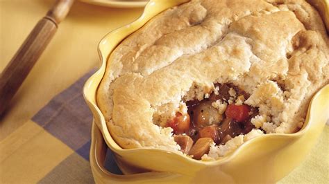 Roast Beef Pot Pie Recipe - Tablespoon.com