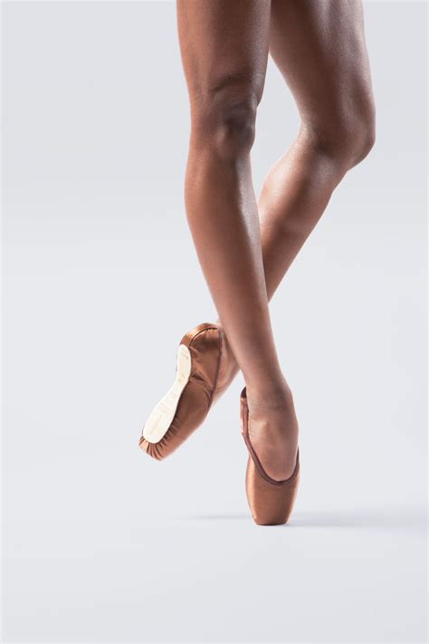 Black ballerinas finally get shoes to match their skin - Positive News ...